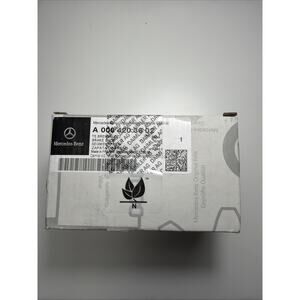 OEM Front Rear Low-Met Disc Brake Pads Kit For W205 C300 4Matic Base A0004203602